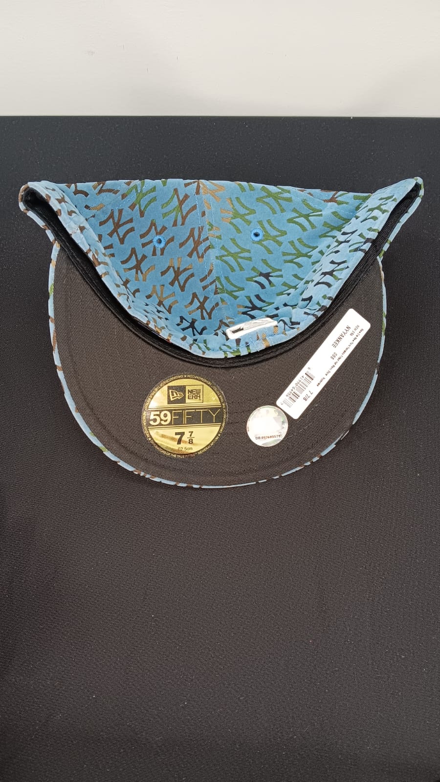🧢 Wholesale Bulk Hat Box – 20 Premium Hats (HAT-1030)